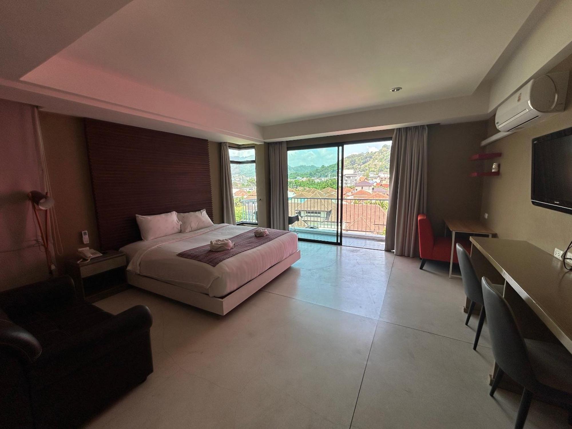 Coco Boutique Hotel Patong Стая снимка